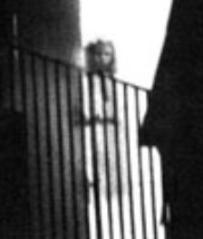 burning_building_girl_ghost-224x264-203x239.jpg