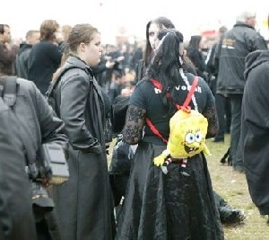 gothic-sponge-bob.jpg